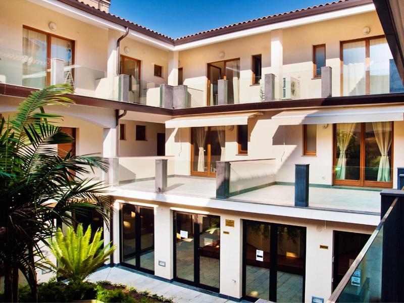 Lux Studio And Apartment Catania Ngoại thất bức ảnh
